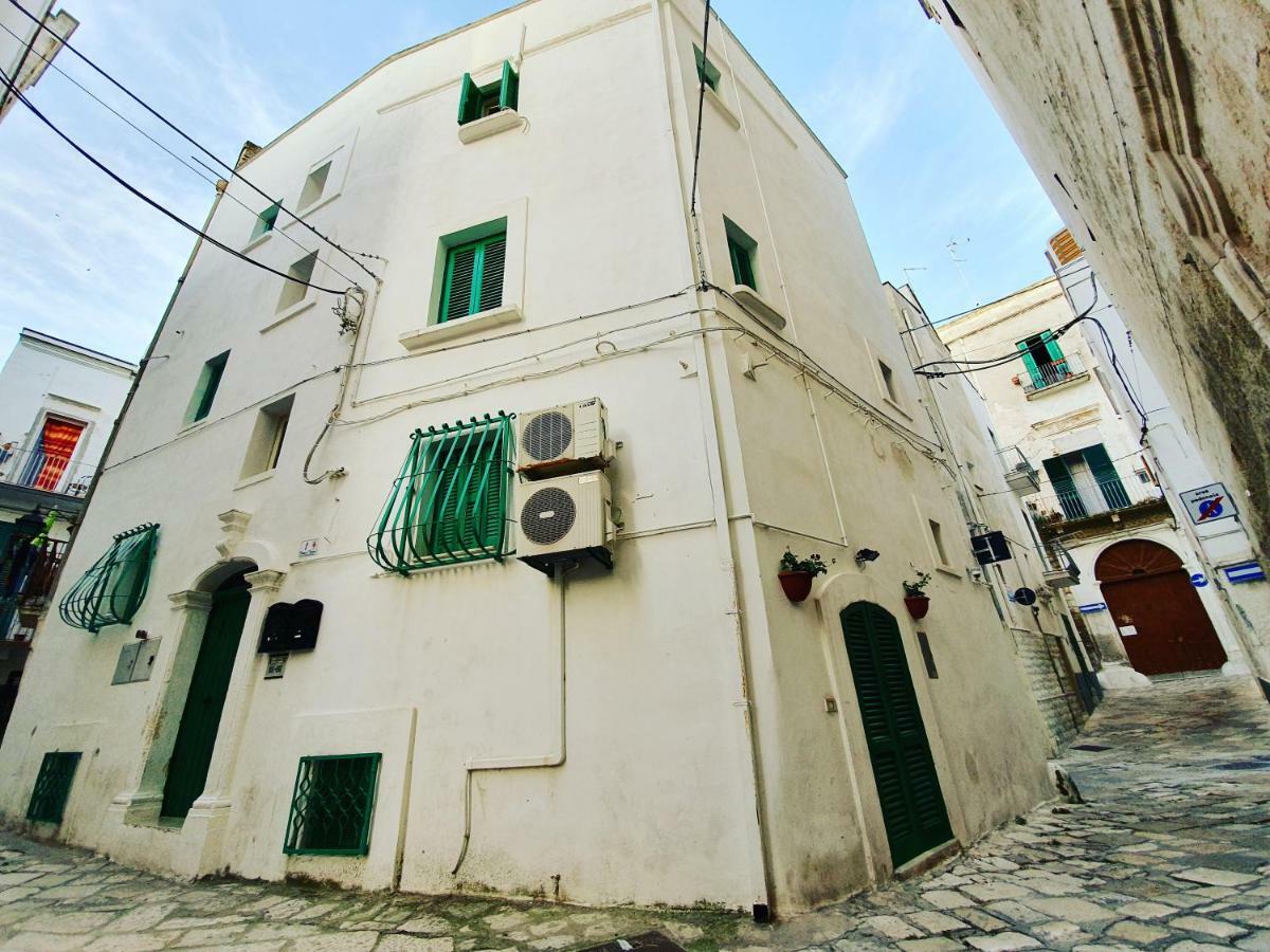 Appartamento Nel Chiasso. 모노폴리 외부 사진